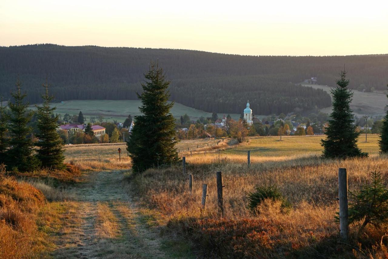 Apartmány U Muzea Horní Blatná Exterior foto