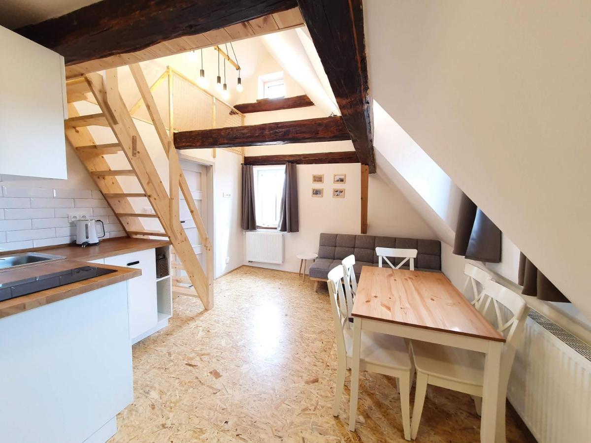 Apartmány U Muzea Horní Blatná Exterior foto