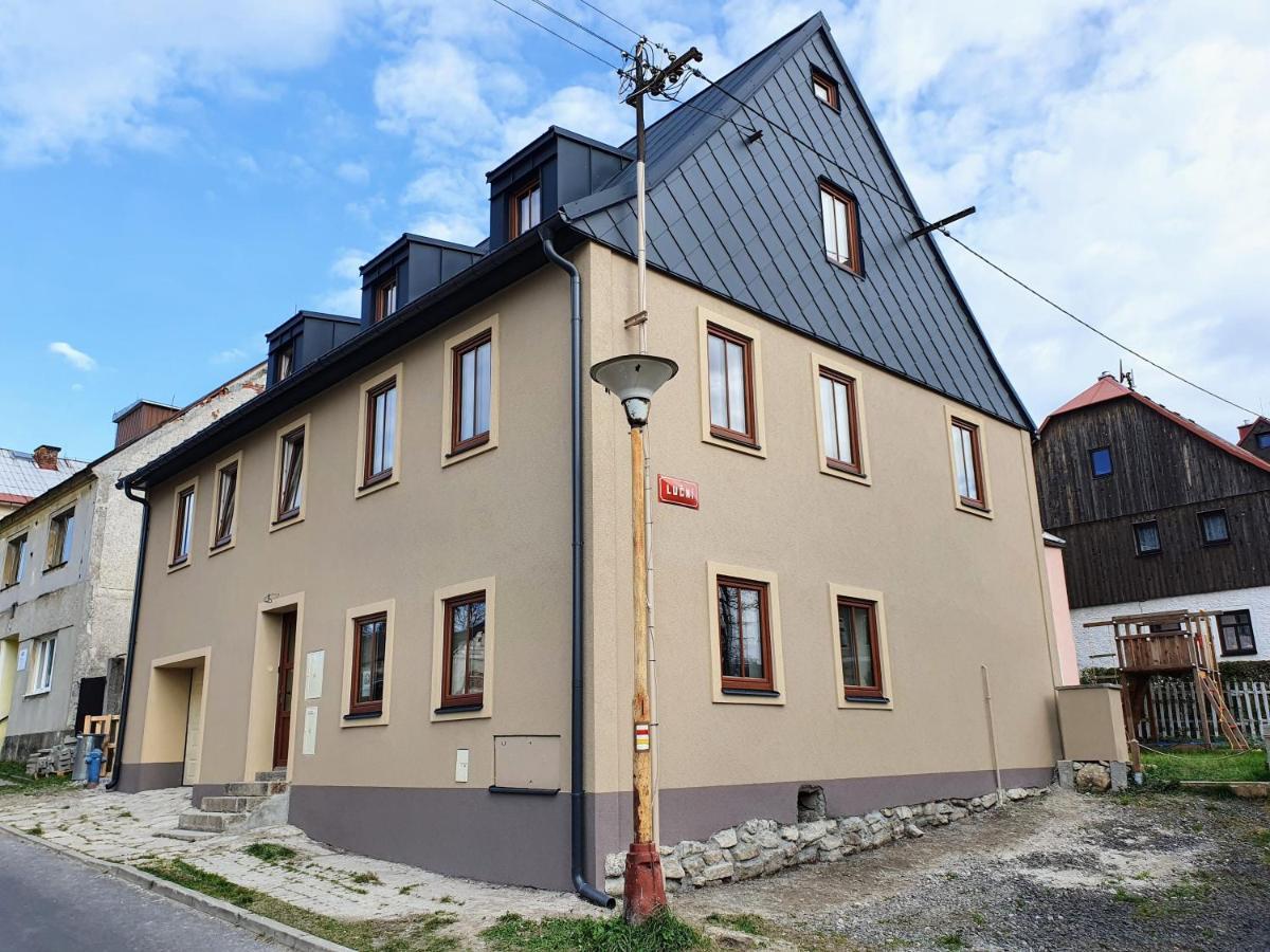 Apartmány U Muzea Horní Blatná Exterior foto